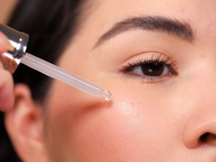 5 Best Face Oils to Use Under Makeup
