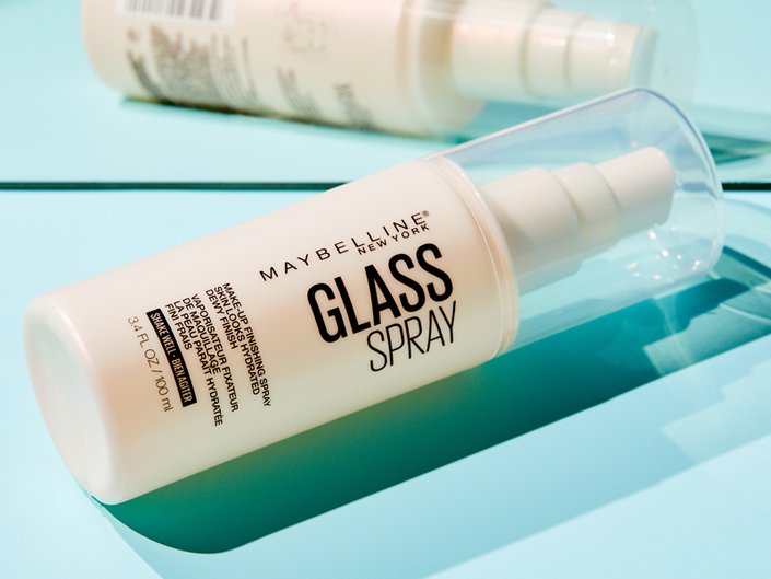 Picture of the Maybelline New York FaceStudio Glass Spray in front of a mirror