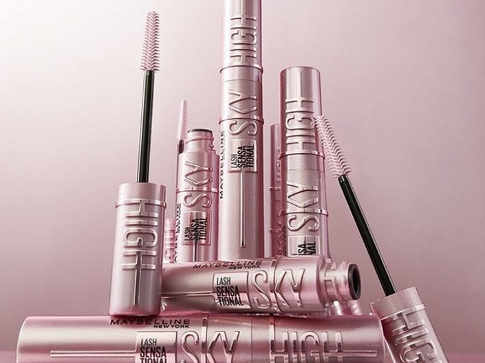 The New Maybelline Sky High Mascara Takes Lengthening to New Heights