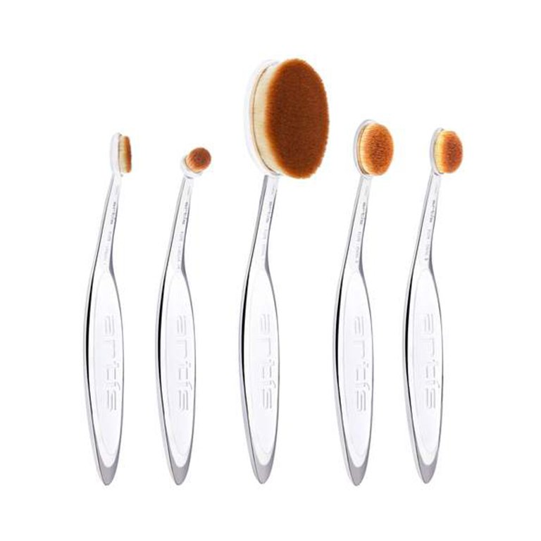 How To Use Oval Makeup Brushes To Apply Makeup Makeup Com