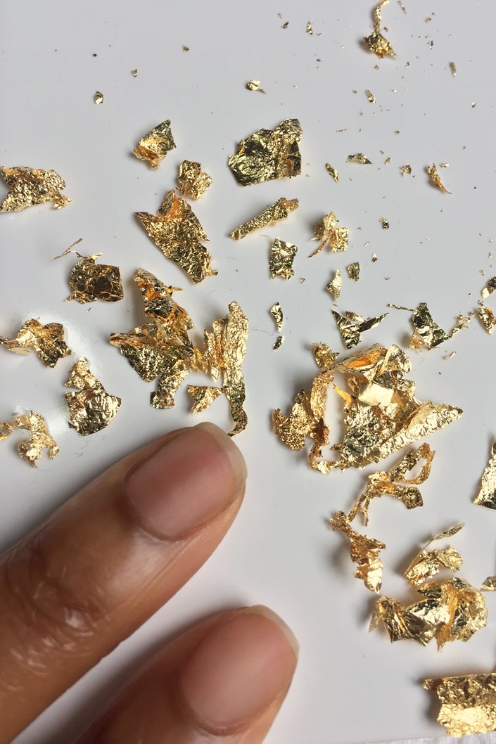 gold-foil-holiday-nail-tutorial