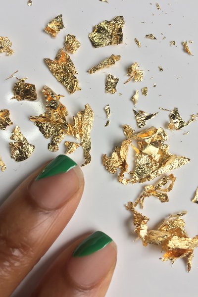 gold-foil-holiday-nail-tutorial