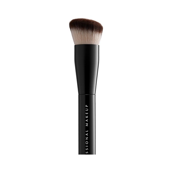 How to Use a Foundation Brush