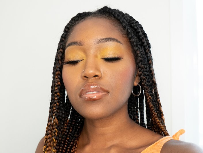 An Easy, Colorful Yellow Eyeshadow Look