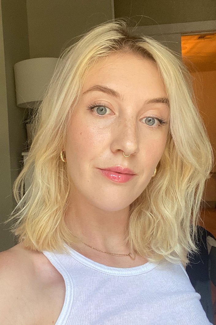 Valentino Beauty Very Valentino 24 Hour Wear Liquid Foundation Shade LA2