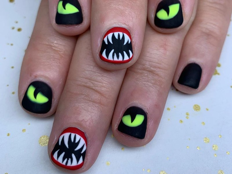 The Best Halloween Nail Art Ideas for Spooky Season