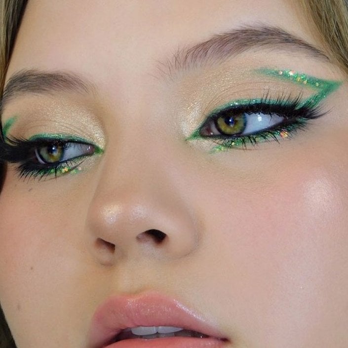 5 Glitter Eyeliner Looks That Are Easy to Recreate | Makeup.com
