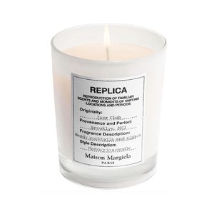 11 Surprising Candles That Are Perfect for the Holidays | Makeup.com