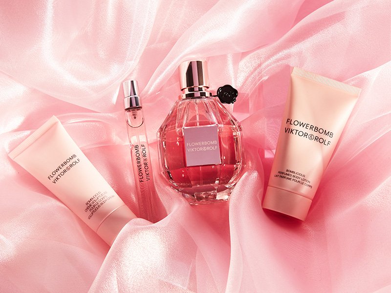 Viktor rolf sales flowerbomb gift set