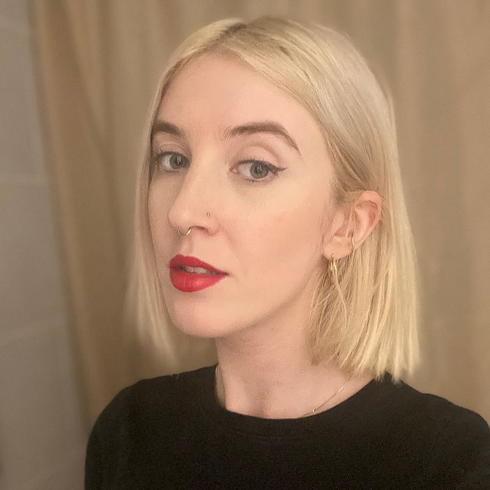 L'Oréal Paris Reds of Worth Satin Lipstick With Saturated Color in Respected Red