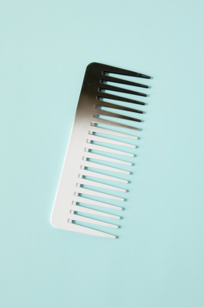 wide tooth comb