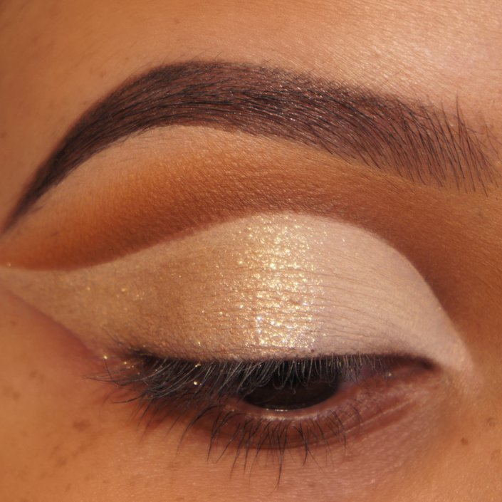 nude cut crease