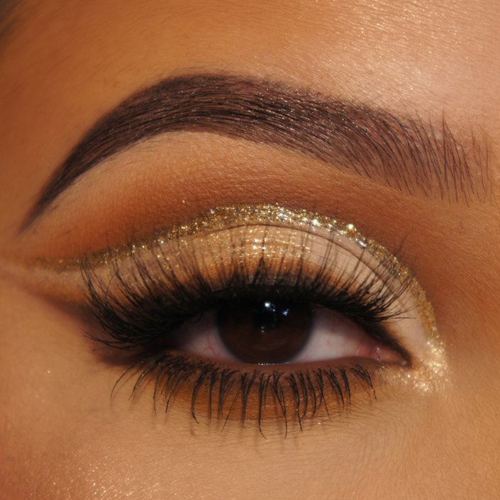 nude cut crease