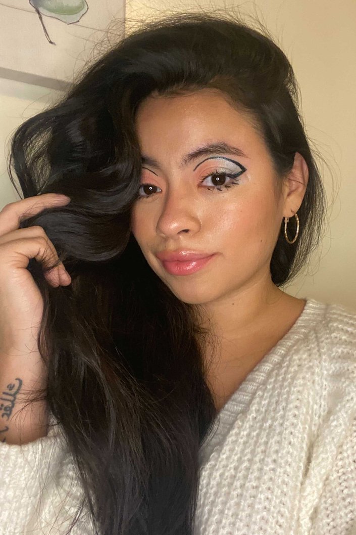 This Cotton Candy Eye Makeup Look Is the Perfect Balance Between Soft and Edgy