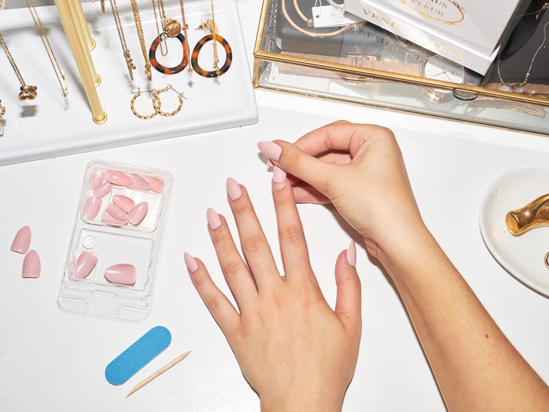 Reusable Press On Nail Kits Wearable Fake Nails Nail Tips Professional