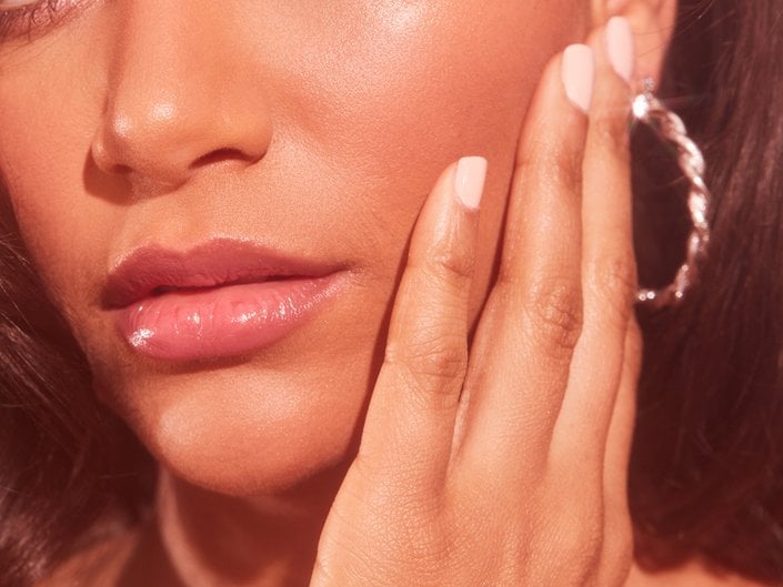 fix-facial-asymmetry-appearance-with-makeup