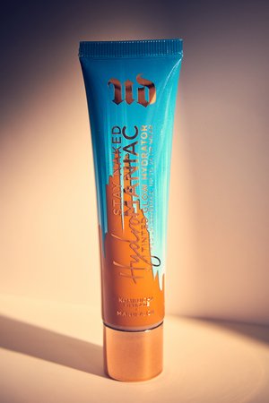 Urban Decay Hydromaniac Glowy Tinted Hydrator Foundation