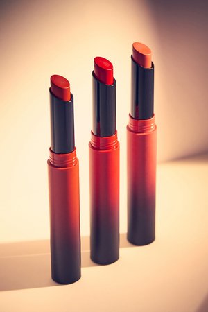 Maybelline New York Color Sensational Ultimatte Slim Lipstick