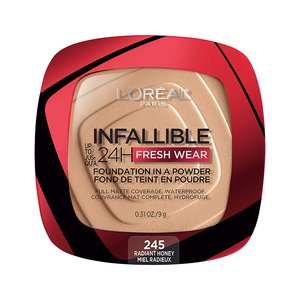 L'Oréal Paris Infallible Fresh Wear Foundation in a Powder