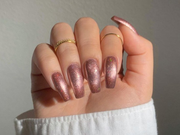velvet nails
