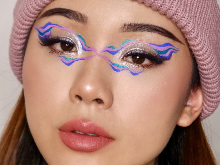How to Create a Colorful Uniliner Look in 5 Steps