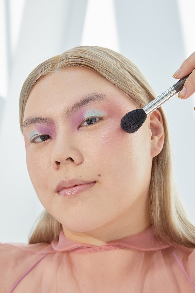 How to Use Blush to Change Your Face Shape