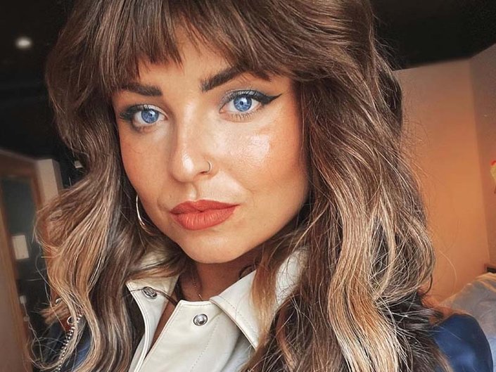 Face-Framing Highlights for Every Face Shape