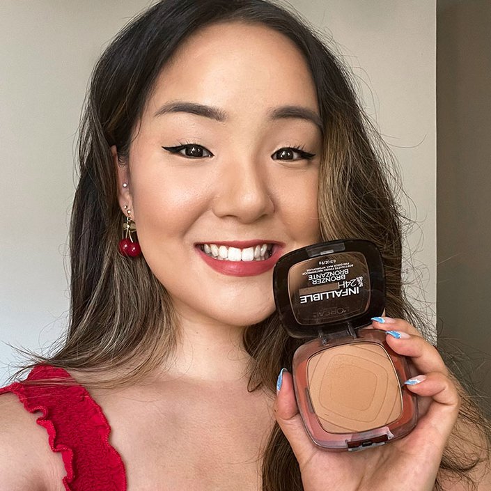 Jen wearing L'Oréal Paris Infallible Up to 24H Fresh Wear Soft Matte Bronzer in Medium