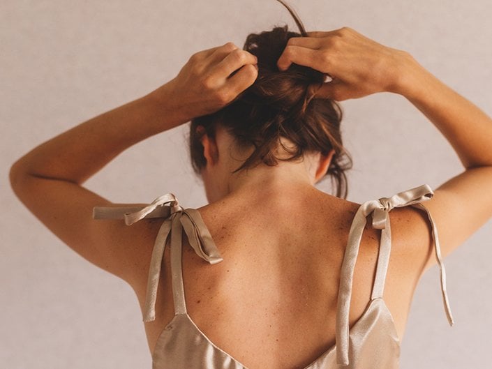 4 Steps to Create the Perfect Low Bun