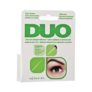 Duo Brush-On Eyelash Adhesive With Vitamins