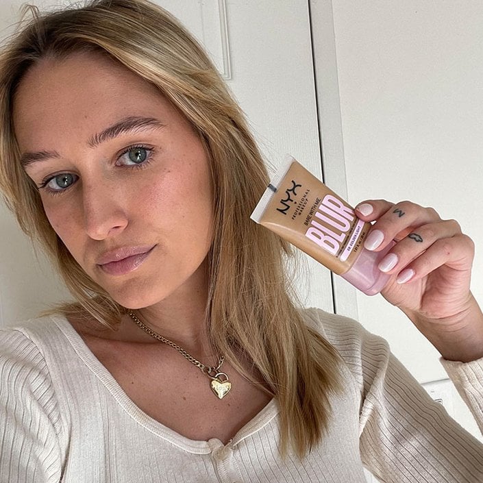 jordan wearing the nyx professional makeup blur tint foundation