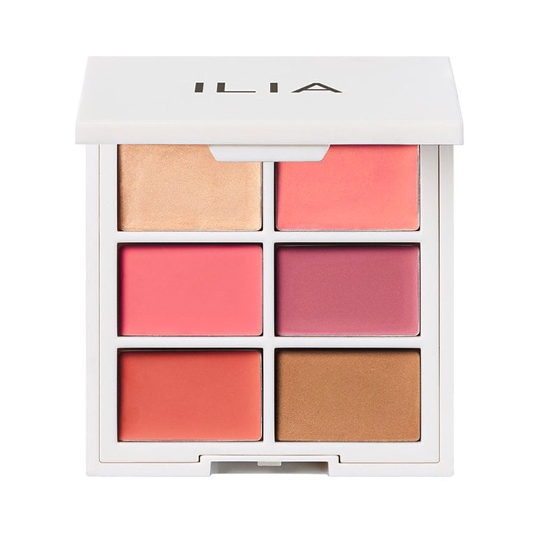 The Ultimate Guide to All-In-One Makeup Palettes for Travelers and Pro's