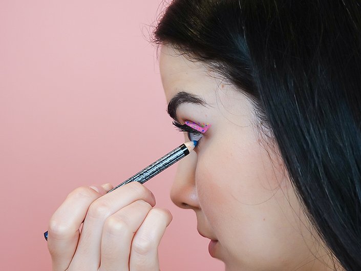 13 Best Eyeliner Pencils in 2023 for Smokey Eyes and Tight Lines