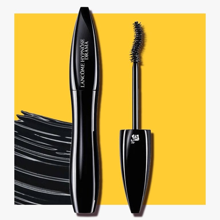 Which Type of Mascara Brush Is Right for Your Lashes?