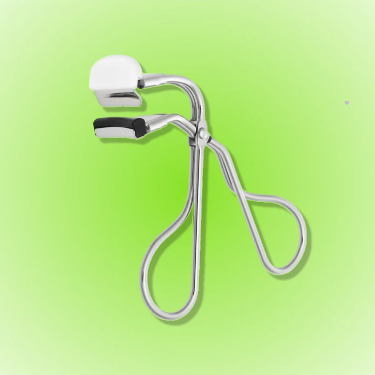 A photo of a Shu Uemura S Curler.