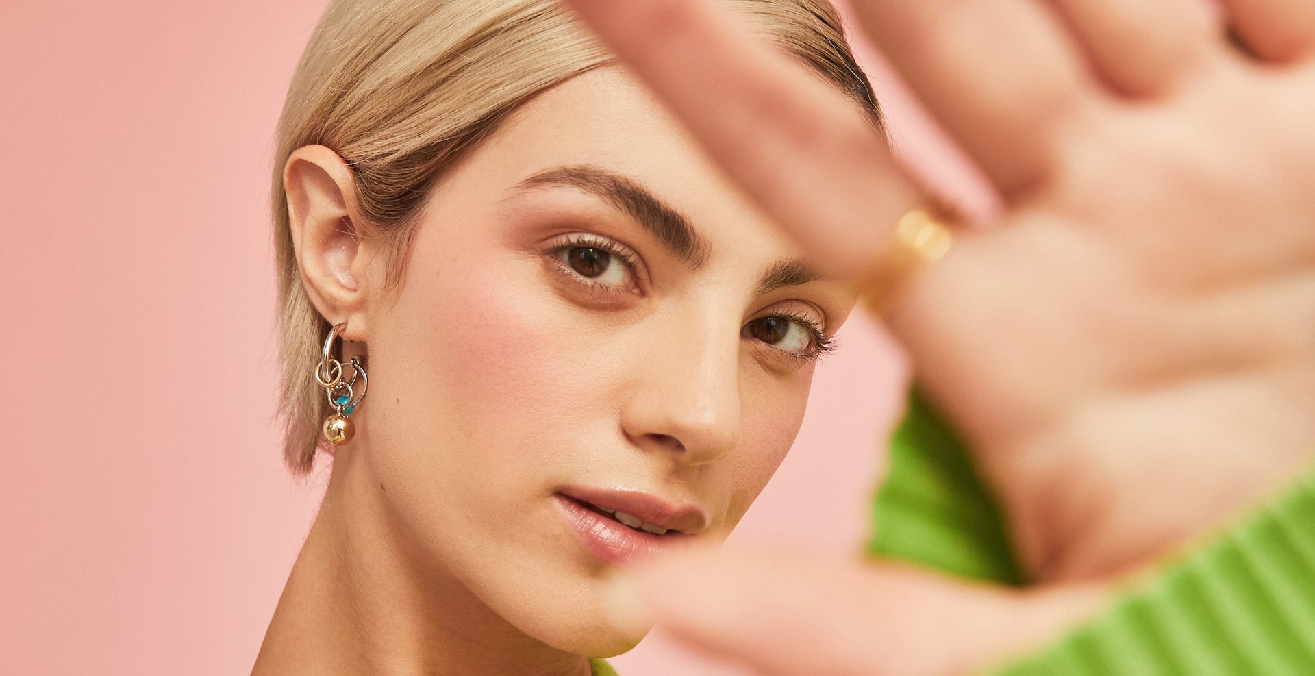 Close up of model in neutral eye makeup