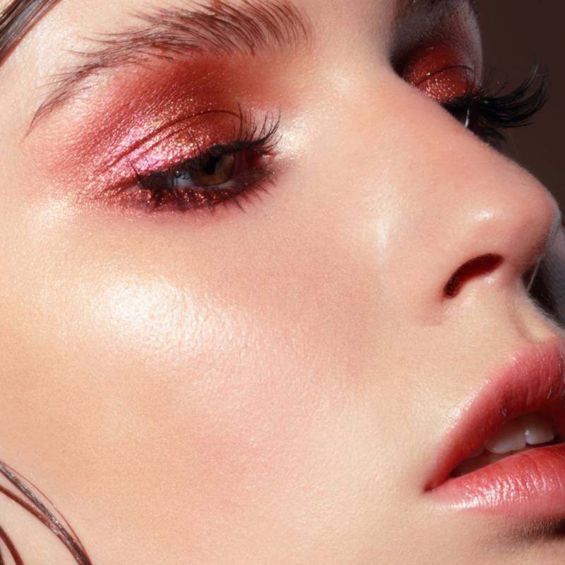 How to Cover Hyperpigmentation With Makeup