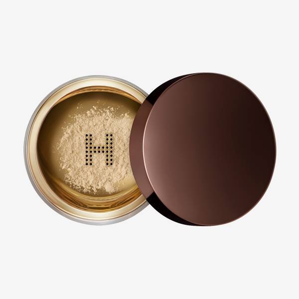 The Best Setting Powders for Oily Skin