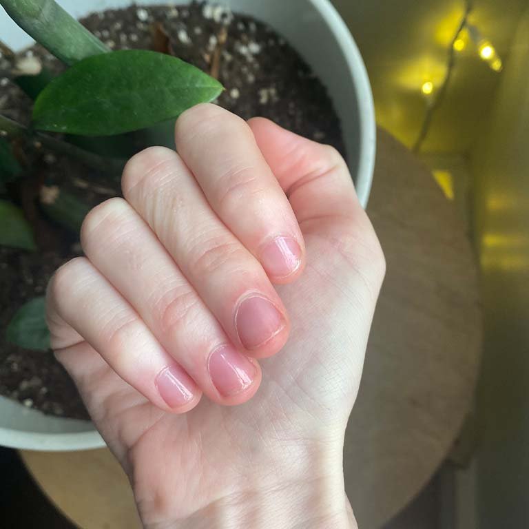 Essie Hard to Resist Nail Strengthener Treatment Review