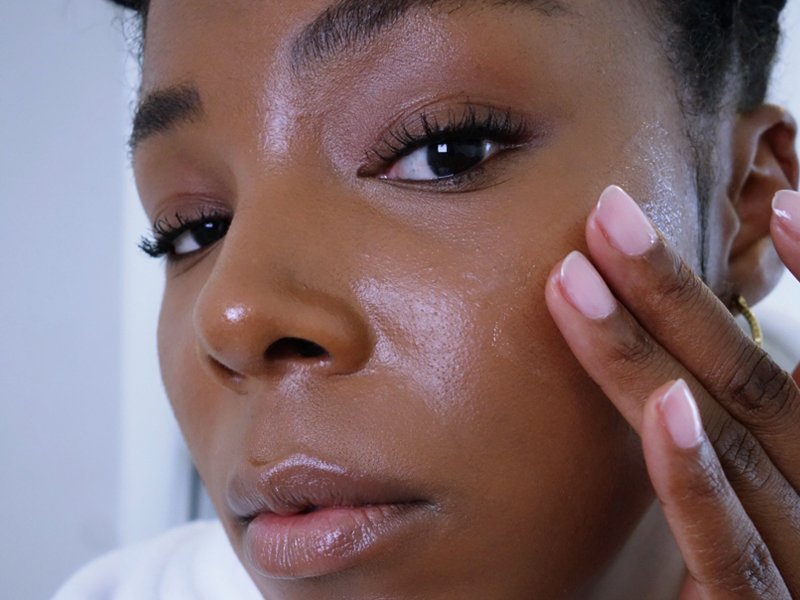 How to Use Sunscreen With Makeup, According to a Derm