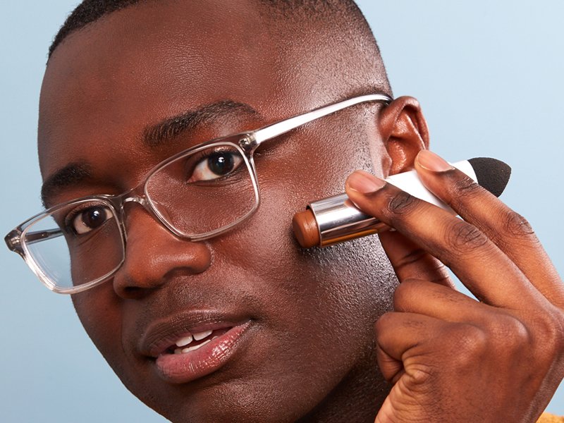 The Best Contouring Products for Dark Skin, According to Editors ...