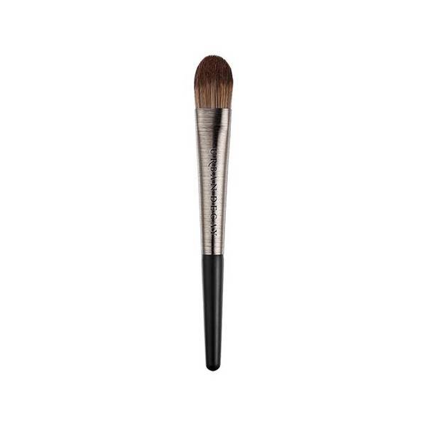 beauty-question-types-of-foundation-brushes