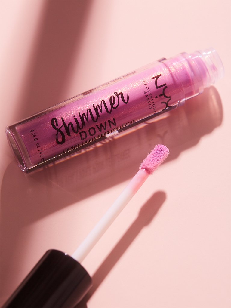 The Best Lip Glosses With Glitter, According to Our Editors by L’Oréal