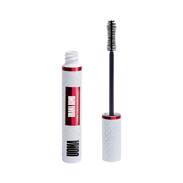 Best Mascaras for Lifting and Curling Straight Lashes
