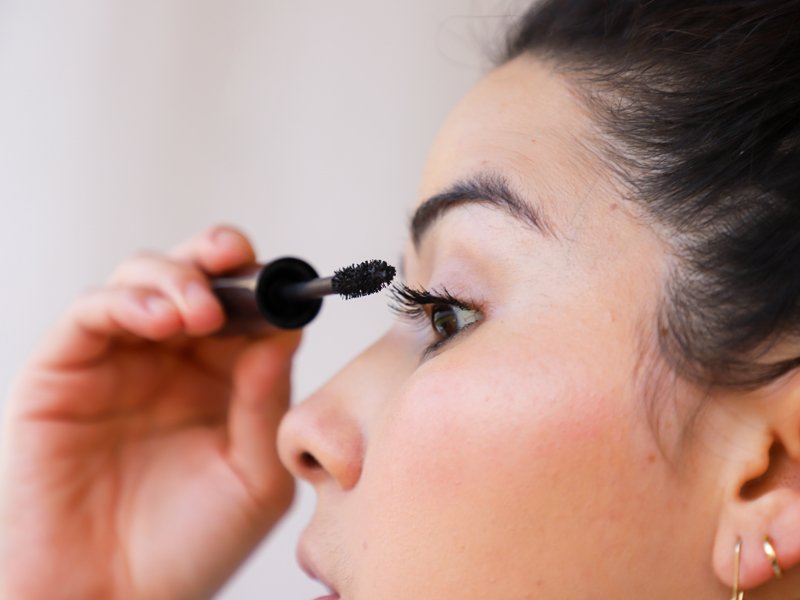 How to Get Perfectly Separated Eyelashes With Mascara
